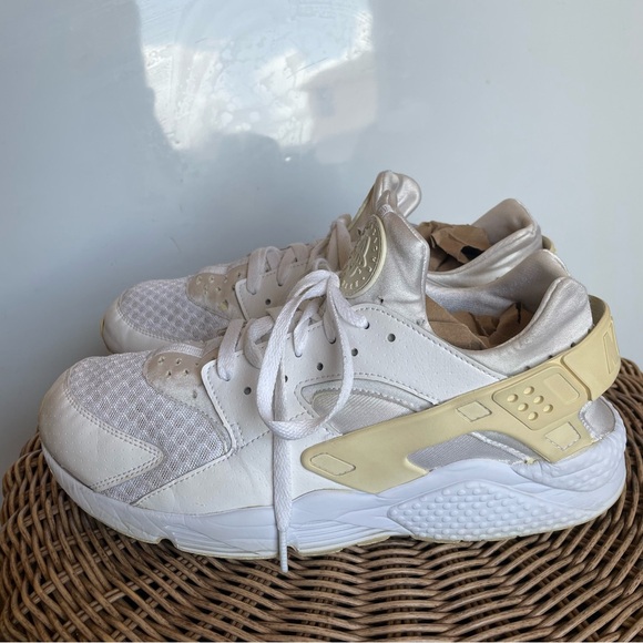 Nike Air Huarache Men Shoes size 12 white/cream - Picture 4 of 16